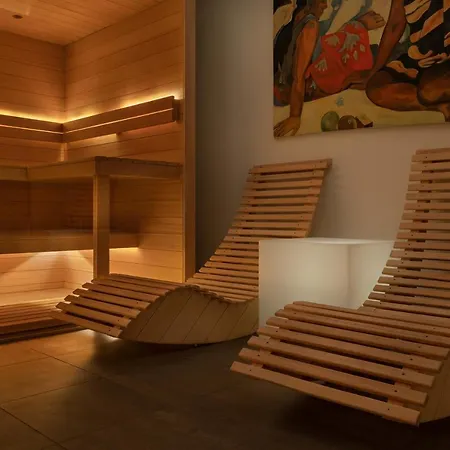 Moderno Hotel